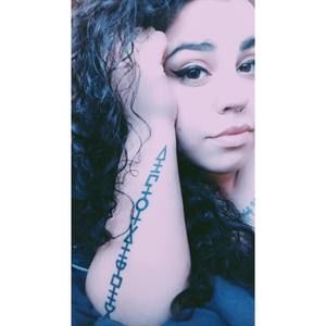 Meet your Posher, Eva